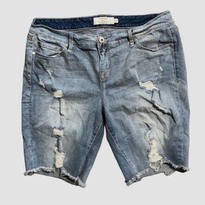 Torrid Shorts Distressed Raw Hem Light Denim Cut Off High Rise Womens Size 18